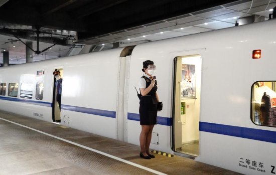 6月1日起上海三大火车站恢复运行 列车<em>班次</em>有序增加