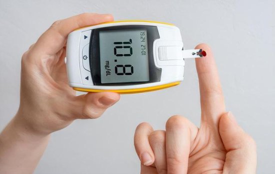 <em>血糖正常值最新标准</em>2023变了吗？超过65岁尽量不要超过7.8