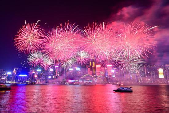 人气旺 信心足——香港“双节”假期旅游市场观察