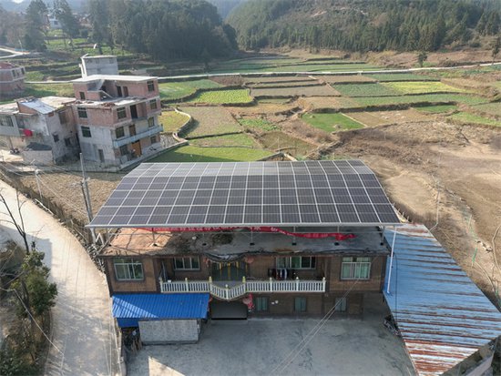 三都：“家用光伏”发电项目为乡村振兴提供“绿色动力”-新华网