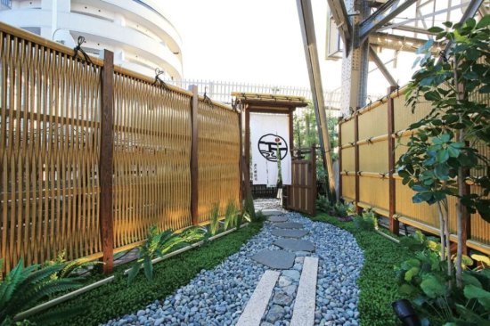 30㎡小院子，可以装成简而精致的“日式花园”，<em>简单又好看</em>